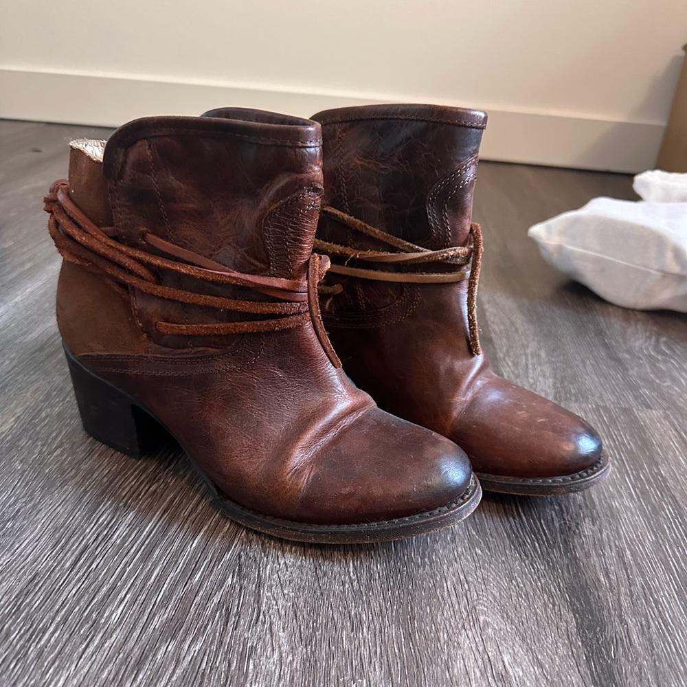 Freebirds by Steven - Casey size 7